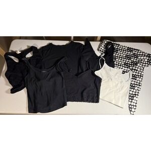 Various Black And White Small And X Small Cropped‎ Tops